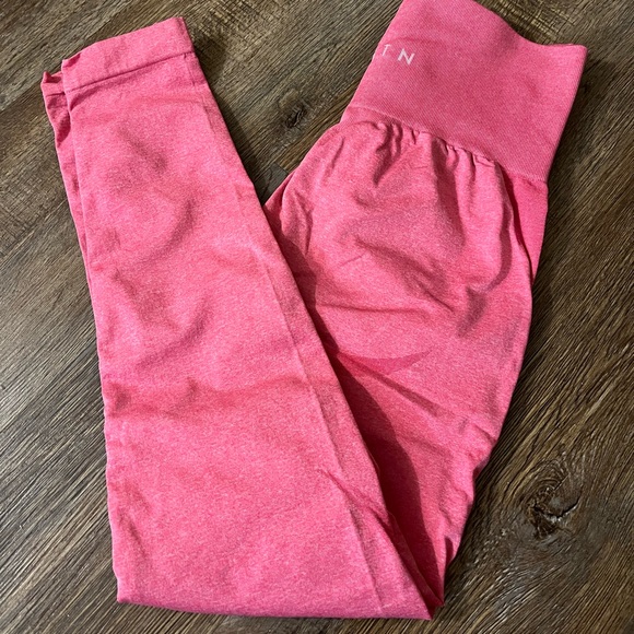 Small - Picture 2 of 4